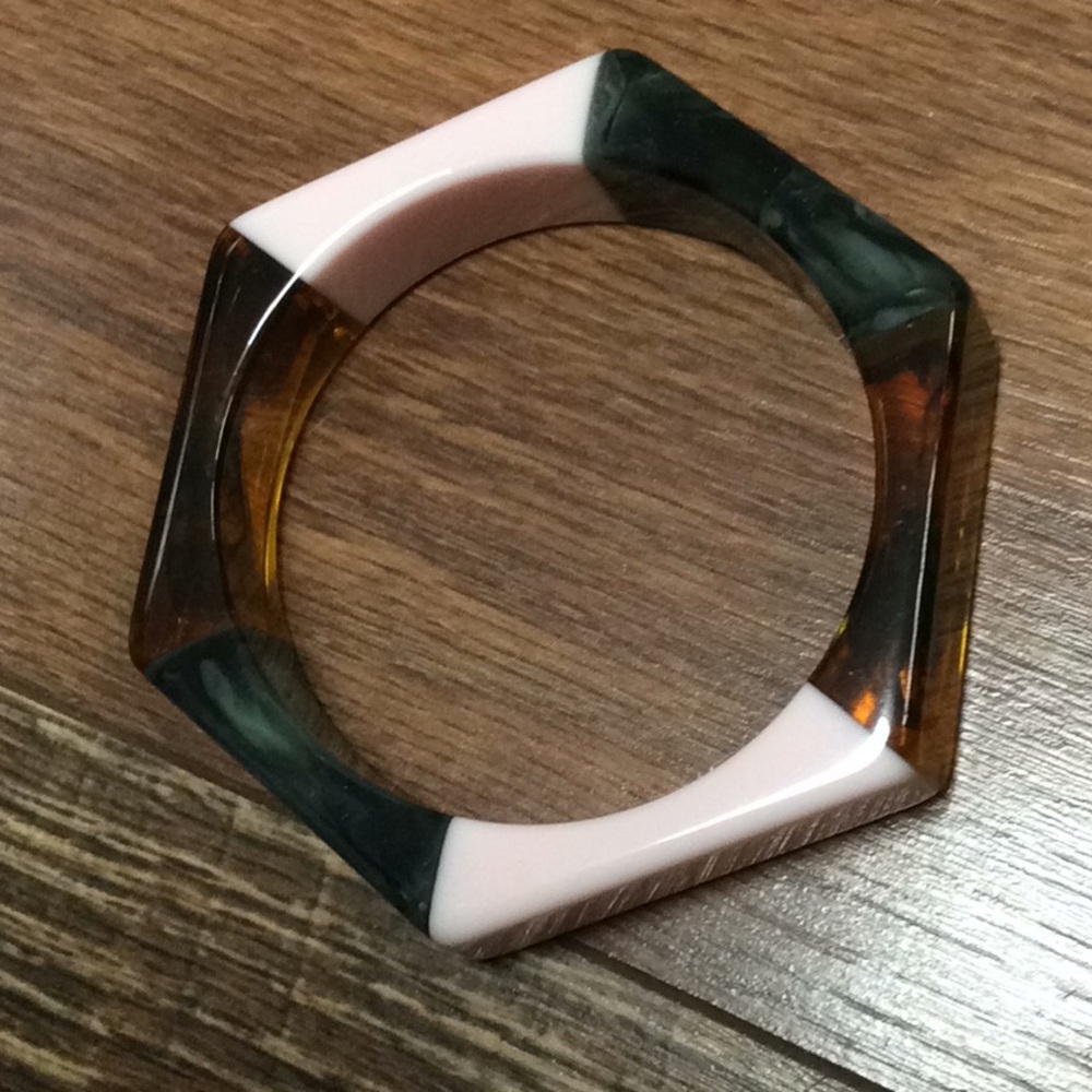 NIB Plunder bracelet